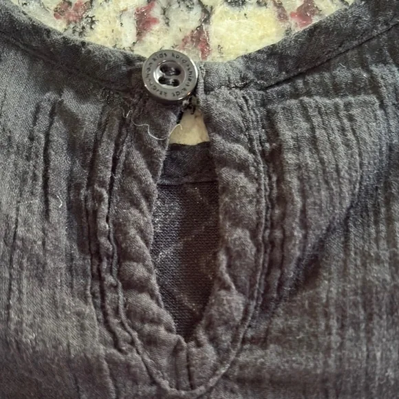 Kardashian Kids Peasant Top - Picture 6 of 6